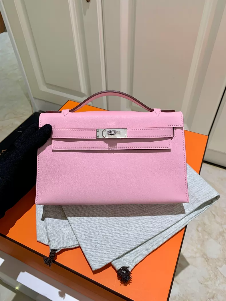 kelly pochette